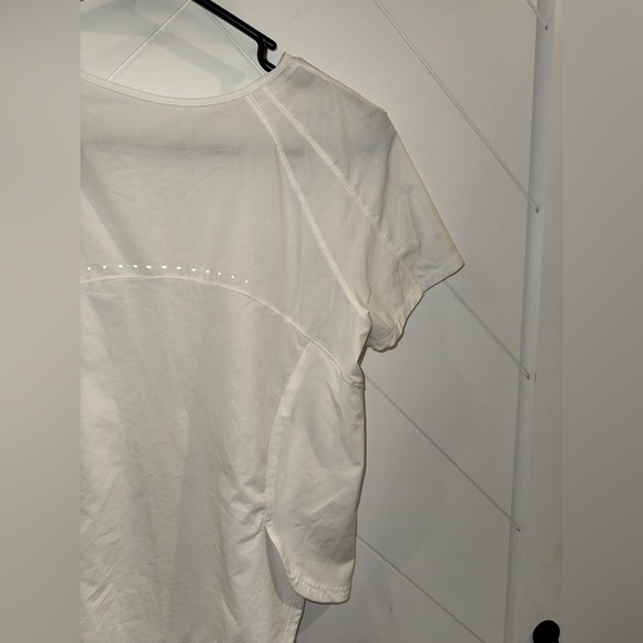 Pristine Lululemon Lightweight Stretch Running Short Sleeve shirt White size - Picture 9 of 10